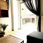 Modern With Garage Near The Square And Appartement Aegium