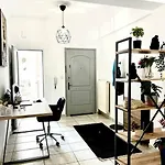 Appartement Modern With Garage Near The Square And Aegium