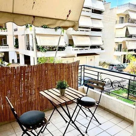 Modern With Garage Near The Square And Appartamento *