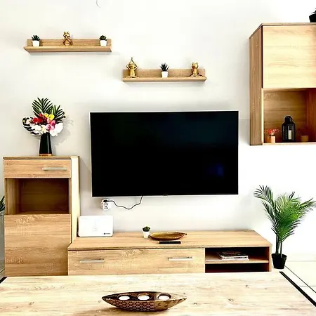 Modern With Garage Near The Square And *