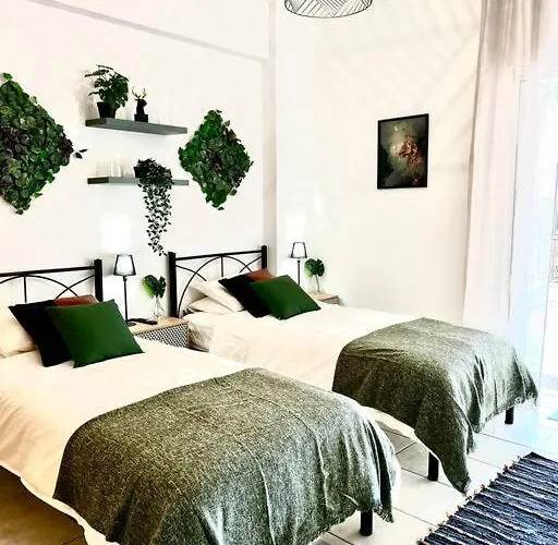 Modern With Garage Near The Square And * Aigio